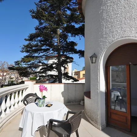 Rnet - Requesens Empuriabrava Villa Exterior photo